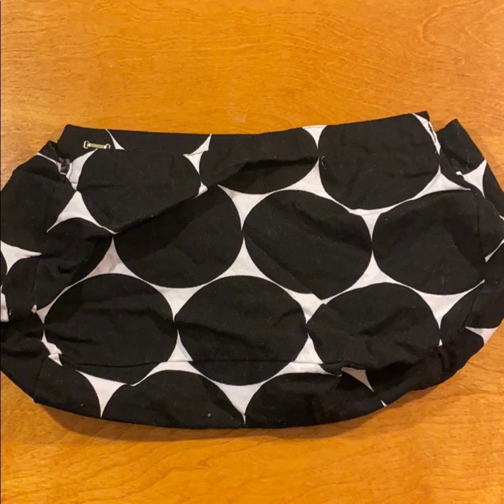 Skirt for suite skirt purse.